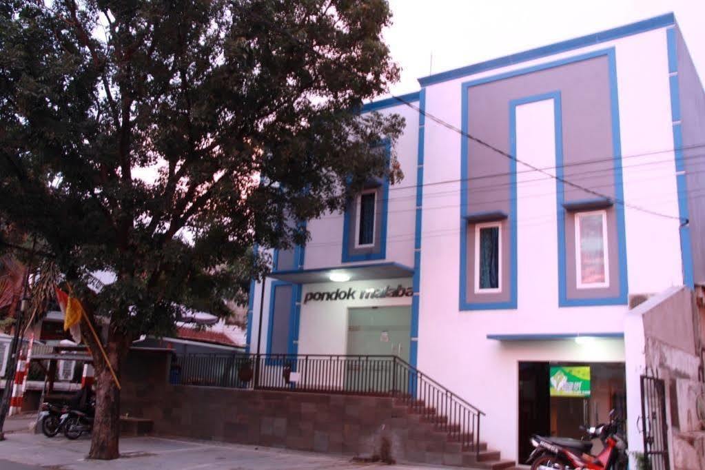 Гостевой дом Pondok Malabar Джакарта Экстерьер фото